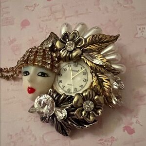 Vintage Style Face Brooch with Clock